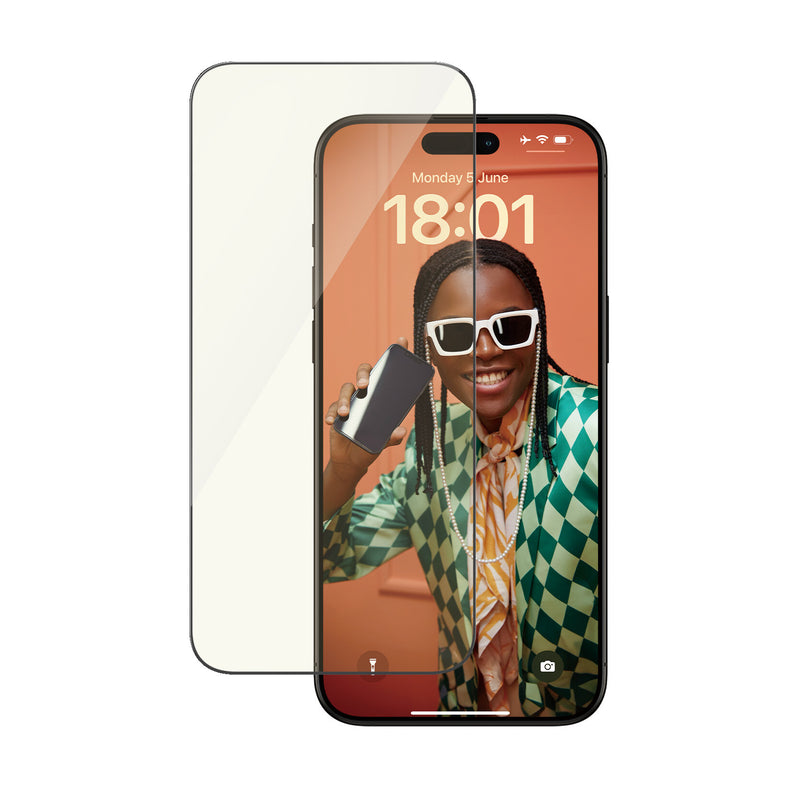 PanzerGlass ® EyeCARE™ Skærmbeskyttelse iPhone 15 Pro Max | Ultra-Wide Fit
