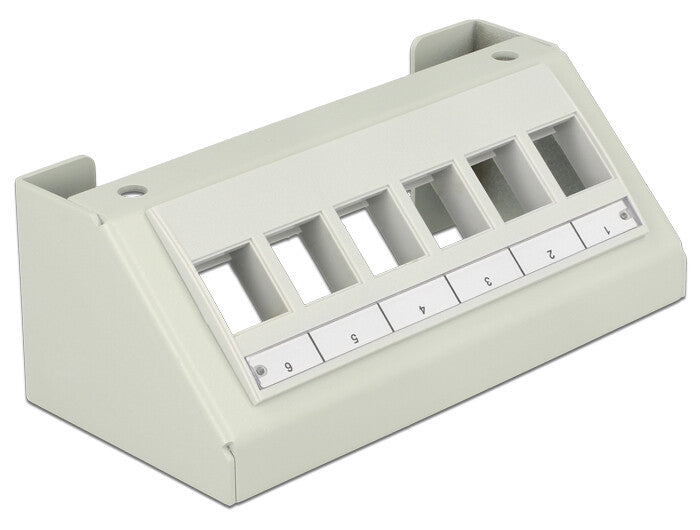 DeLOCK 86218 patch panel