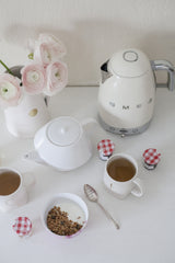Smeg 50's Style Elkedel KLF04CREU Creme