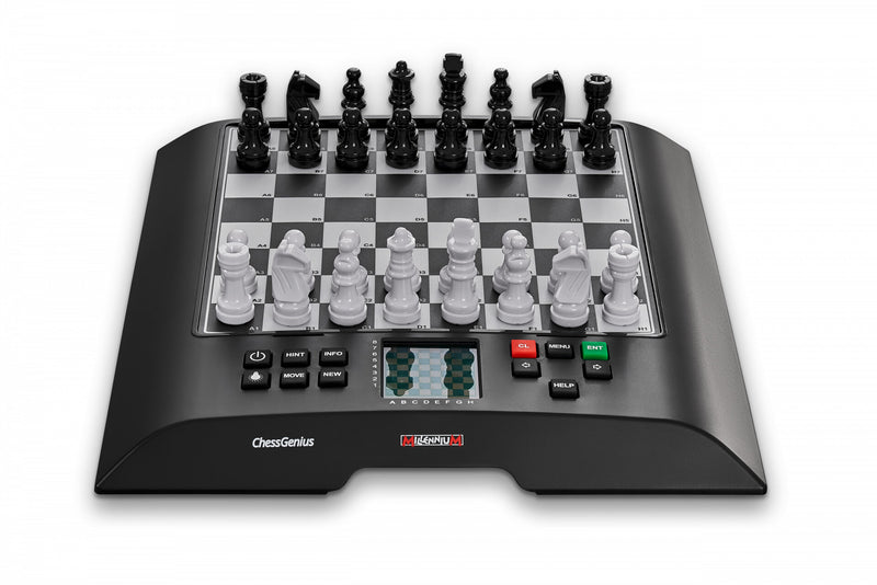 Millennium ChessGenius Skaksæt International