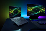 Razer Blade 16 Intel Core Ultra 9 386H Laptop 40,6 cm (16") WQXGA 64 GB LPDDR5x-SDRAM 2 TB SSD NVIDIA GeForce RTX 5090 Wi-Fi 7 (802.11be) Windows 11 Home Sort QWERTZ Tysk