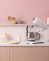 Smeg 50's Style Køkkenmaskine SMF05WHEU Hvid
