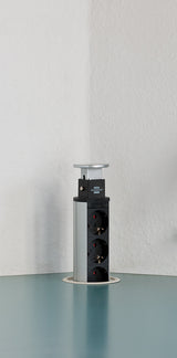 Brennenstuhl 1396200013 stikdåse 2 m 3 AC stikkontakt(er) Indendørs Aluminium, Sort