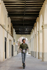 Ninebot by Segway KickScooter F2 Pro E Sort 25 km/t