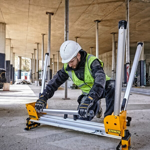 DeWALT DE7033 geringssav stativ 4 ben