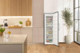 Gorenje Fritstående fryseskab med stor kapacitet til daglig opbevaring. Multiflow 360° sikrer jævn køling, mens NoFrost eliminerer behovet for afrimning. Fast Freeze nedfryser hurtigt nyindsatte madvarer og hjælper med at bevare kvaliteten.