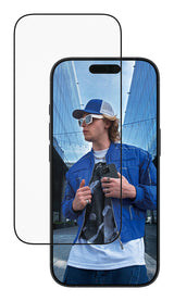 PanzerGlass ® Skærmbeskyttelse iPhone 17 | iPhone 16 Pro | Ultra-Wide Fit m. EasyAligner