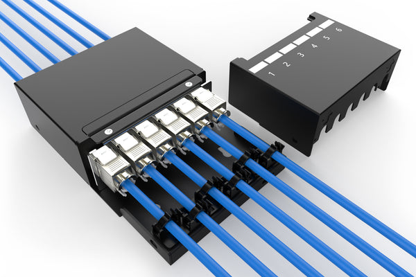 Digitus DN-93708-6 netværk fordelerskab Sort