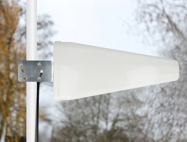 DeLOCK 12002 antenne Retningsbestemt antenne SMA 11 dBi