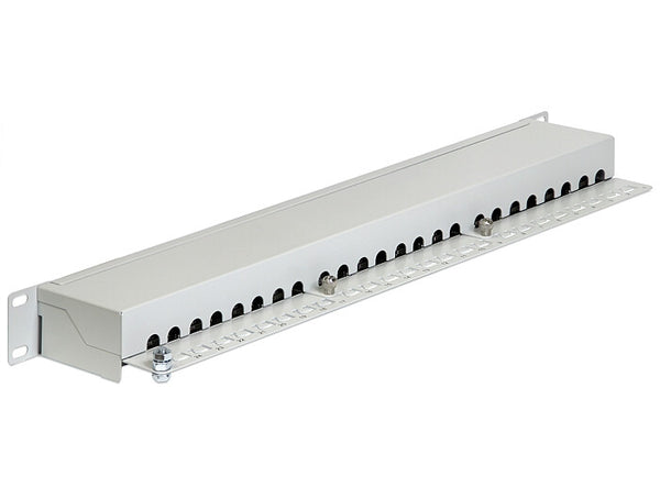 DeLOCK 43300 patch panel 1U
