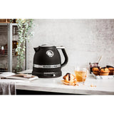 KitchenAid 5KEK1522EBK elkedel 1,5 L 2400 W Sort