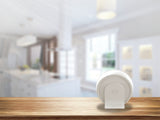 Airthings Wave Mini intelligent overvågning af luftkvaliteten med indikator for skimmelrisiko