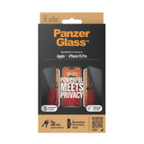 PanzerGlass ® Privacy Skærmbeskyttelse iPhone 15 Pro | Ultra-Wide Fit m. EasyAligner