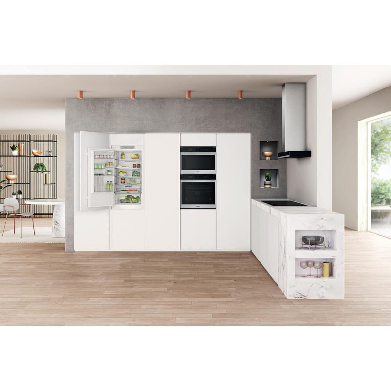 Whirlpool WHC18 T322 Indbygget 250 L