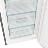 Gorenje Fritstående fryseskab med stor kapacitet til daglig opbevaring. Multiflow 360° sikrer jævn køling, mens NoFrost eliminerer behovet for afrimning. Fast Freeze nedfryser hurtigt nyindsatte madvarer og hjælper med at bevare kvaliteten.