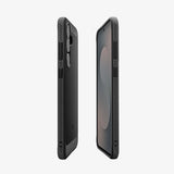 Spigen Rugged Armor mobiltelefon etui 17 cm (6.7") Cover Sort