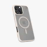 Spigen Ultra Hybrid (MagFit) mobiltelefon etui 17,5 cm (6.9") Cover Beige, Transparent