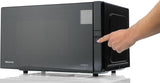 Hisense Mikrobølgeovnen H25MOBS4HGI gør det nemt at lave mad med jævn varmefordeling, effektiv grill og brugervenlig betjening. Det elegante sorte design er moderne, mens optøningsfunktionen og de automatiske madlavningsprogrammer sparer tid i køkkenet.