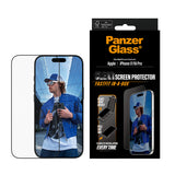 PanzerGlass ® Skærmbeskyttelse iPhone 17 | iPhone 16 Pro | Ultra-Wide Fit m. Fastfit in-a-box