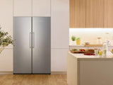 Gorenje G600 Fritstående fryseskab med Smart KitchenFit design, der giver et integreret udtryk uden at gå på kompromis med plads. Multiflow 360° og NoFrost Plus sikrer jævn køling uden afrimning, mens ConvertTotal skifter rummet mellem frysefunktion og kø
